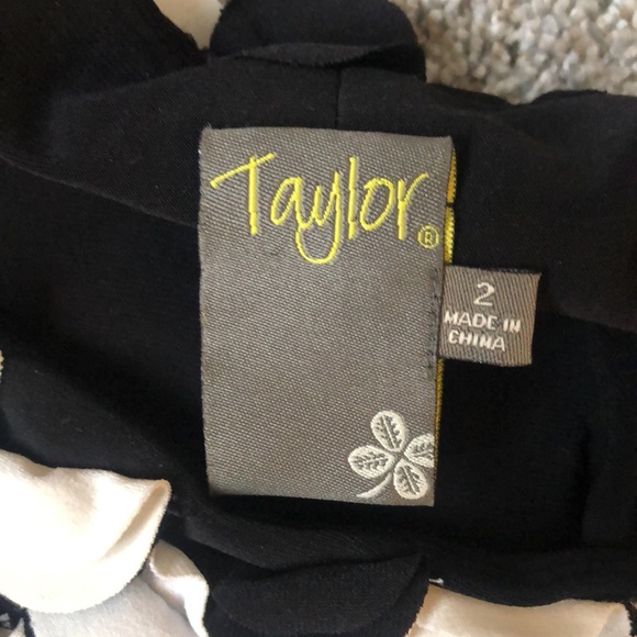 Taylor Black Evening Dress Size 2 - Picture 5 of 6